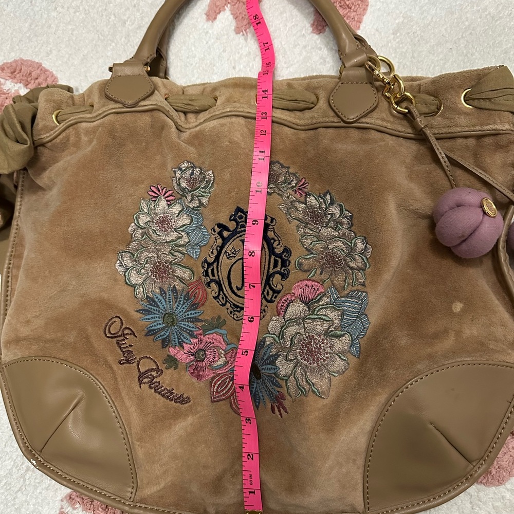 Juicy Couture Daydreamer Tan Floral Embroidered Tote Vintage - Picture 8 of 8